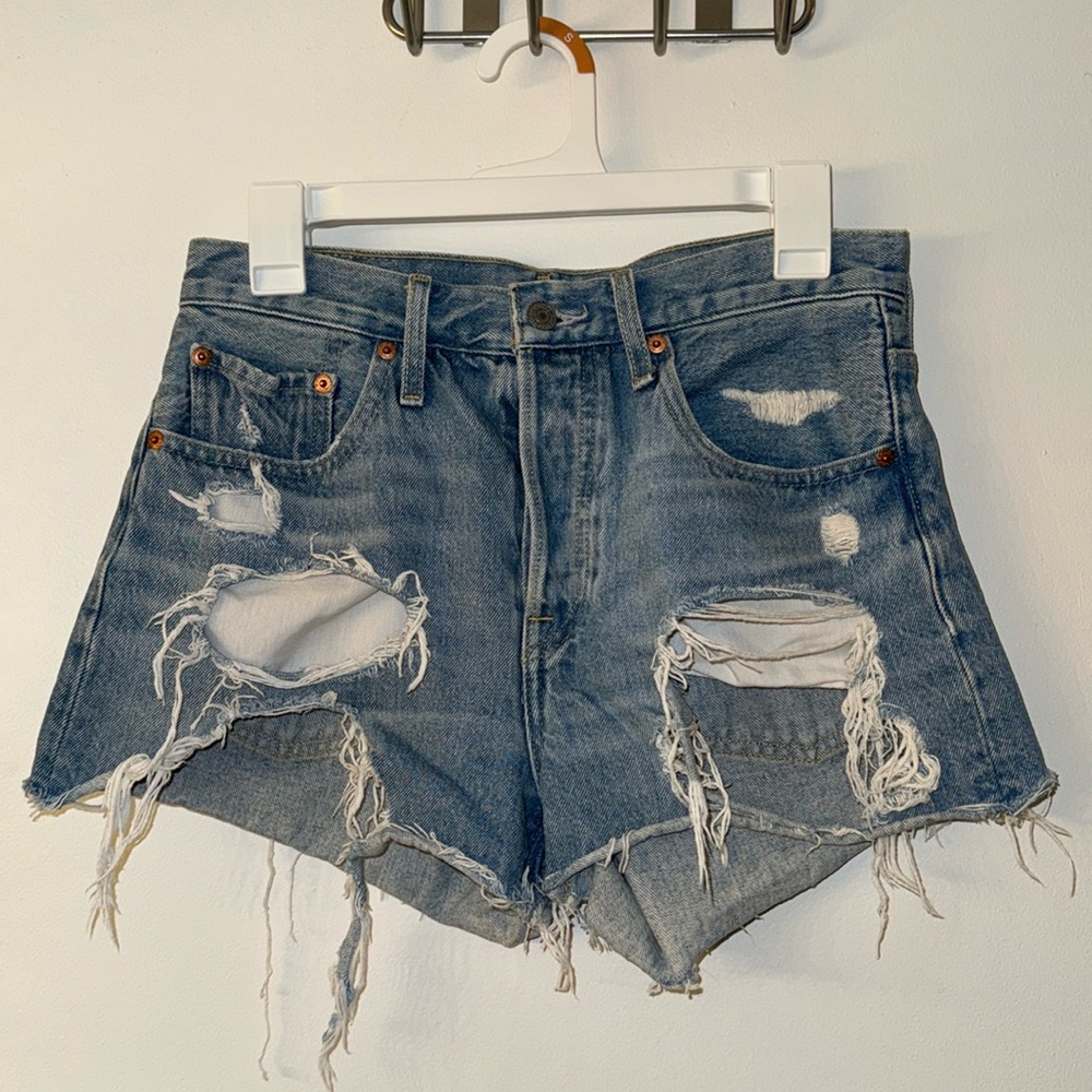 Women’s Levi Jean shorts